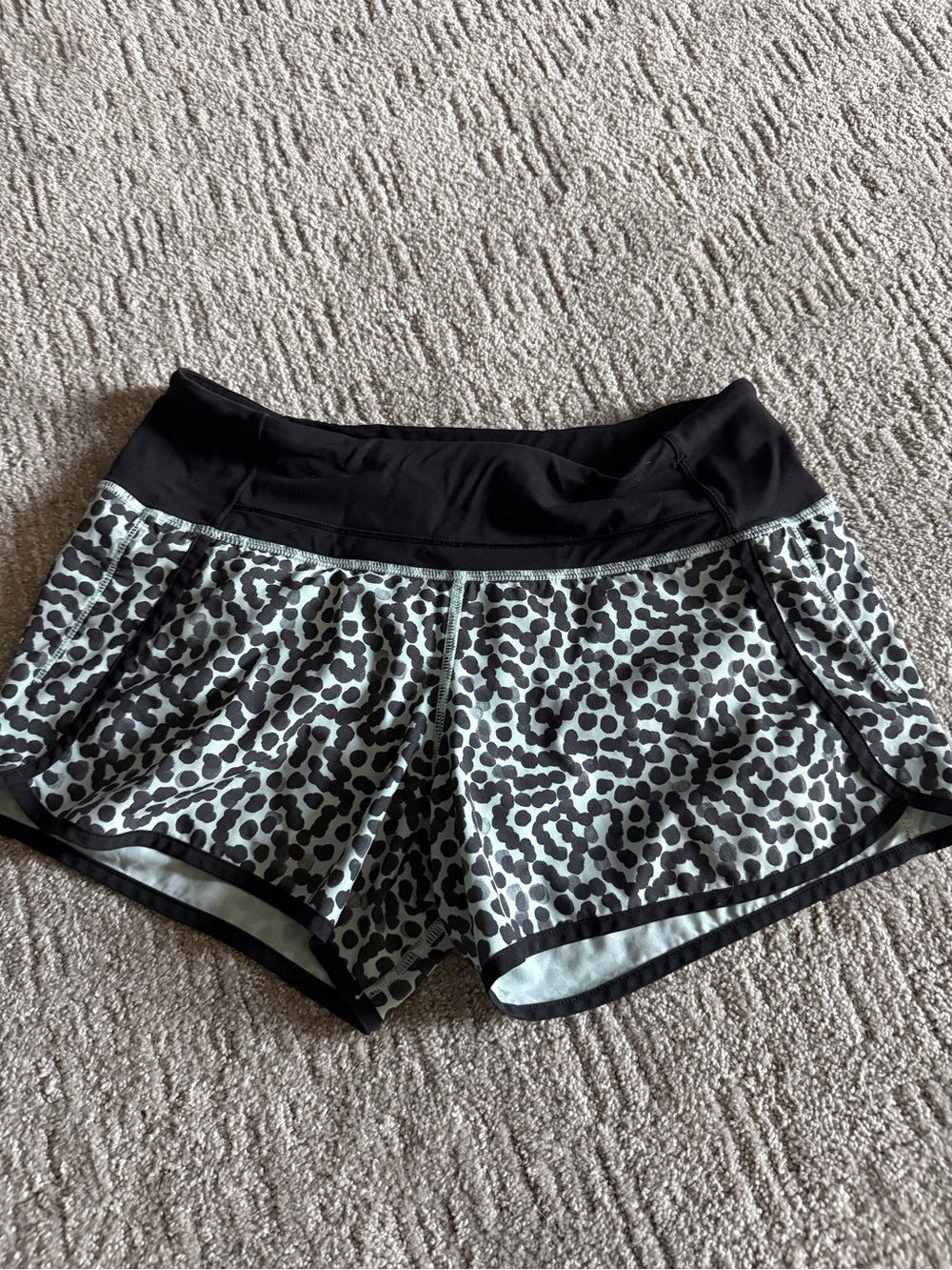 Black and Turquoise Lululemon Print Women's Athletic Shorts